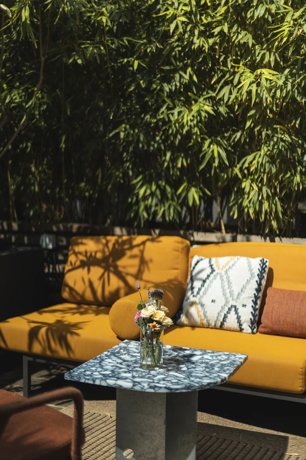 Lounge im Garten